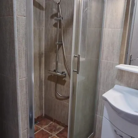 Modern In * Констанца
